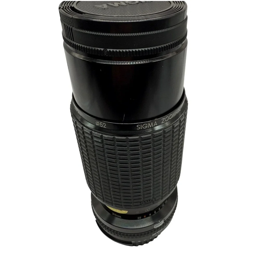 Sigma Zoom-Master 70-210 f/4-5.6 for Nikon - Made in Japan-Case‎ & Filter